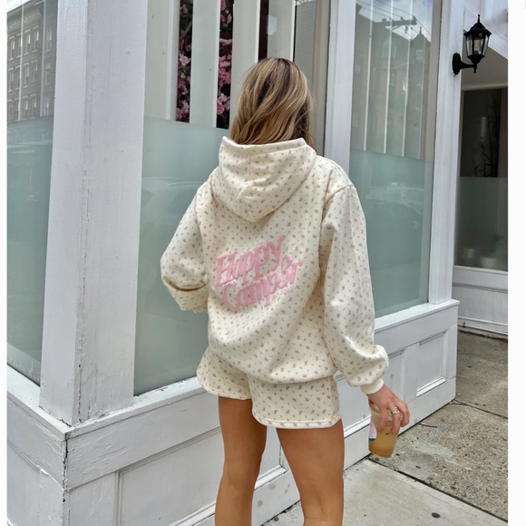 Happy Camp3r Vintage Flower Hoodie - Picture 13 of 16